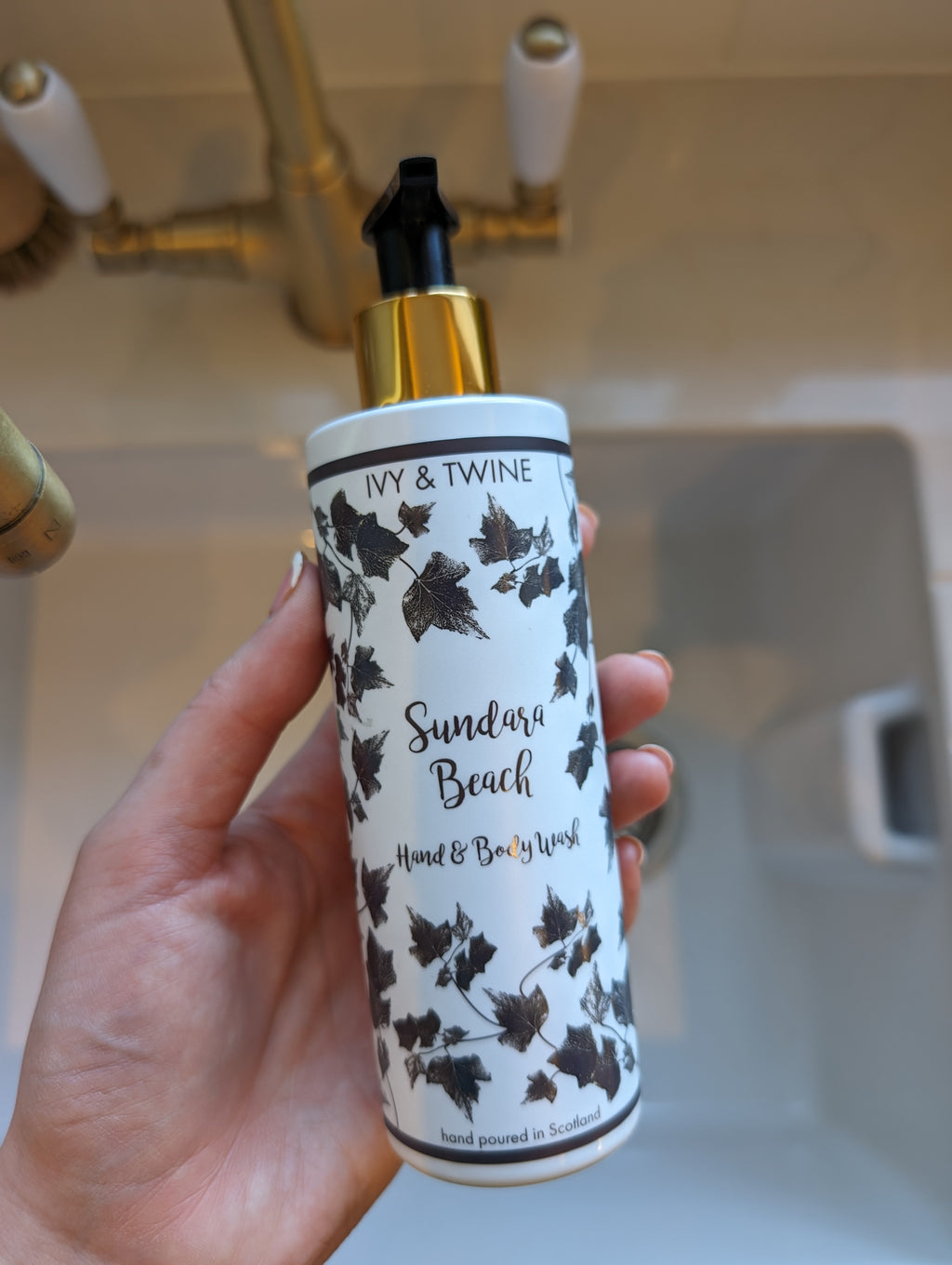 Sundara Beach Hand & Body Wash