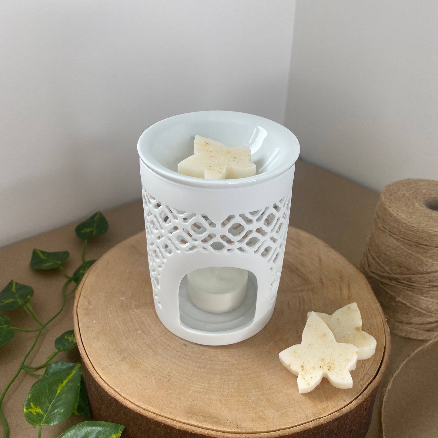 White Matte Lattice Wax Melt Burner